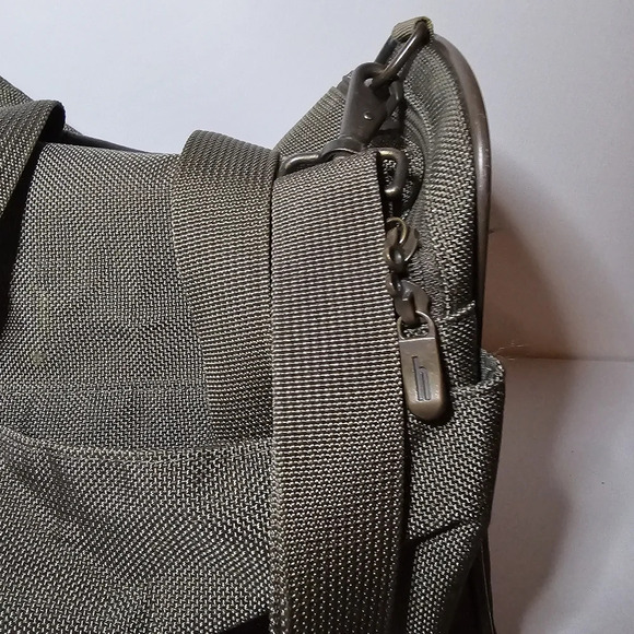 hartmann beige Ballistic Nylon overnight train case Weekender Duffle Travel bag - Picture 3 of 11